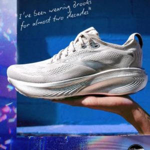 LIMITED EDITION : BROOKS ADRENALINE GTS 25 (WOMEN) [L.E. 25th Anniversary Edition Silver]